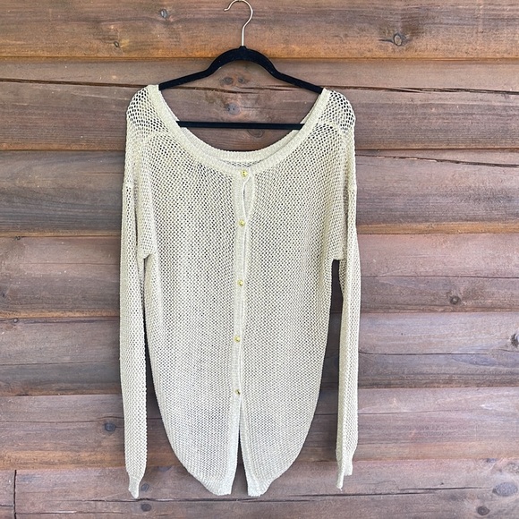 Gold Overlay Top - Picture 3 of 4